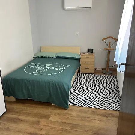 Apartment Ninas House